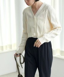 ケーブル柄ショートカーディガン