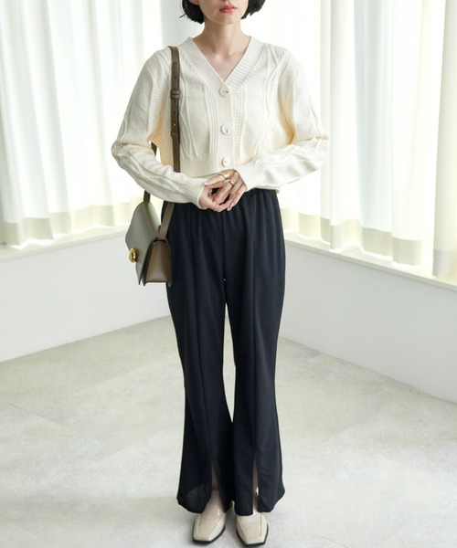 ECRIRE（エクリール）の「ケーブル柄ショートカーディガン（カーディガン/ボレロ・レディース・アイボリー/ベージュ・M）」の9枚目の写真