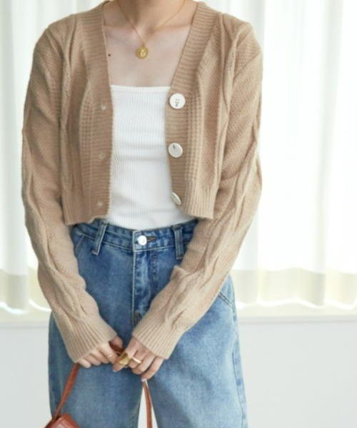 ECRIRE（エクリール）の「ケーブル柄ショートカーディガン（カーディガン/ボレロ・レディース・アイボリー/ベージュ・M）」の12枚目の写真