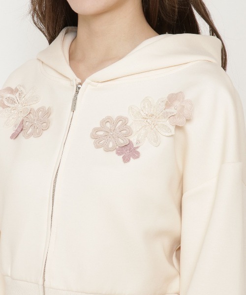 WILLSELECTION(ウィルセレクション)の「ダンボール刺繍アップリケパーカー(パーカー・レディース・ベージュ/ピンク/ネイビー/アイボリー・MEDIUM)」の18枚目の写真