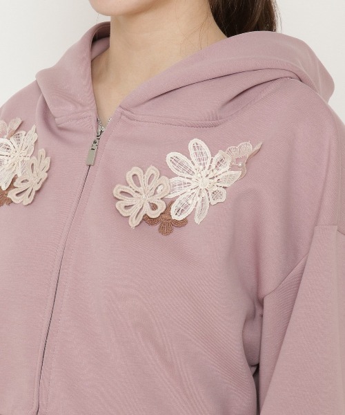 WILLSELECTION(ウィルセレクション)の「ダンボール刺繍アップリケパーカー(パーカー・レディース・ベージュ/ピンク/ネイビー/アイボリー・MEDIUM)」の13枚目の写真