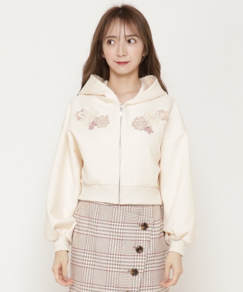 WILLSELECTION(ウィルセレクション)の「ダンボール刺繍アップリケパーカー(パーカー・レディース・ベージュ/ピンク/ネイビー/アイボリー・MEDIUM)」の14枚目の写真