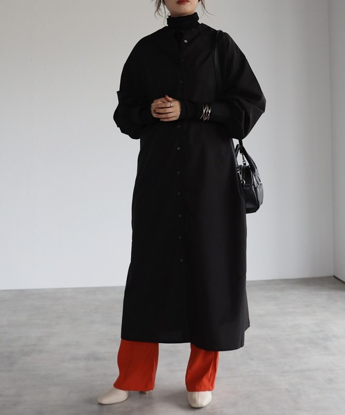 r.(アールドット)の「前後2wayレースアップ ワンピース(シャツワンピース・レディース・ブラック/ブラウン/オレンジ/グレイッシュベージュ・FREE)」の2枚目の写真