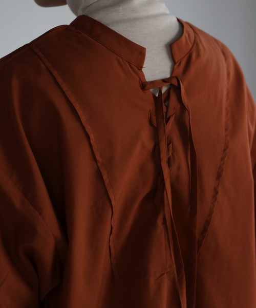 r.(アールドット)の「前後2wayレースアップ ワンピース(シャツワンピース・レディース・ブラック/ブラウン/オレンジ/グレイッシュベージュ・FREE)」の5枚目の写真