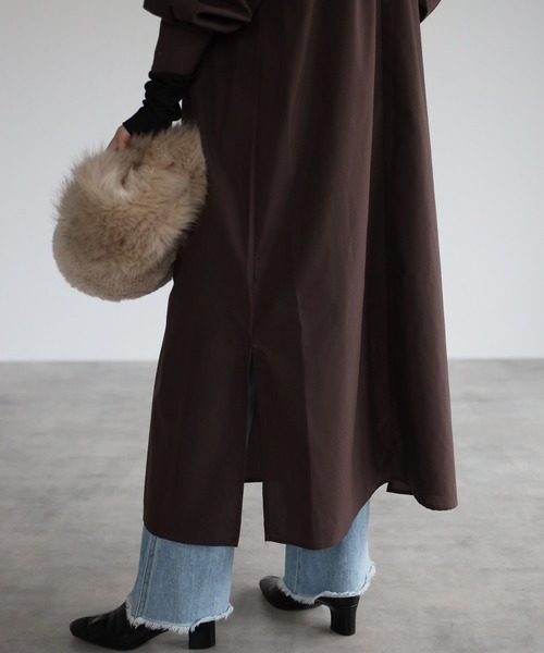 r.(アールドット)の「前後2wayレースアップ ワンピース(シャツワンピース・レディース・ブラック/ブラウン/オレンジ/グレイッシュベージュ・FREE)」の6枚目の写真