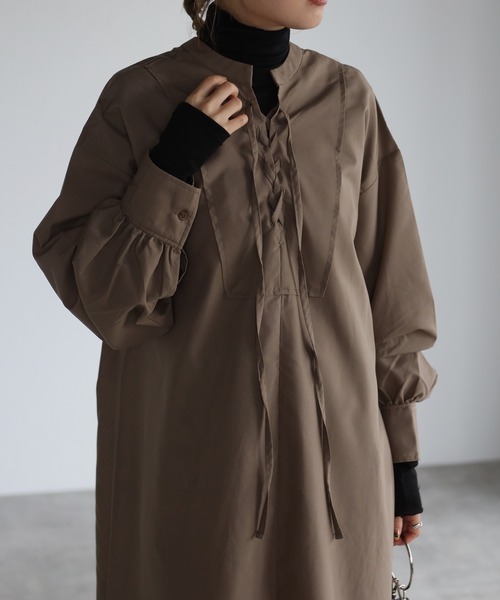 r.(アールドット)の「前後2wayレースアップ ワンピース(シャツワンピース・レディース・ブラック/ブラウン/オレンジ/グレイッシュベージュ・FREE)」の17枚目の写真