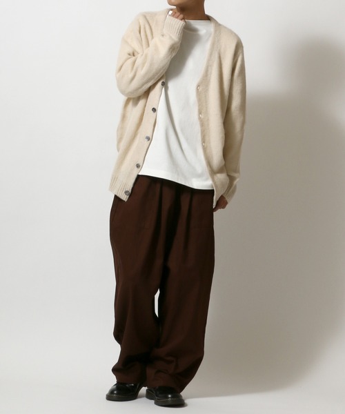 ANPAS（アンパス）の「Mohair Touch Shaggy Knit Cardigan/モヘアタッチ シャギーニットルーズカーディガン（カーディガン/ボレロ・メンズ・アイボリー/ブラック/グレイッシュベージュ/グリーン/グレイッシュブルー/レッド・M/L）」の19枚目の写真