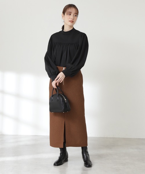 N.(N. Natural Beauty Basic)(エヌエヌナチュラルビューティーベーシック)の「◆肩ボタンハイネックギャザーブラウス(シャツ/ブラウス・レディース・オフホワイト/ブラック/カーキ・MEDIUM)」の10枚目の写真