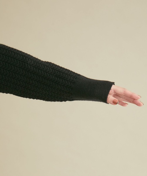 VIS（ビス）の「【新色追加】ミニケーブルゴールド釦アクセントニットワンピース（ワンピース・レディース・ブラック/ダークブラウン/ブルー系その他4/ネイビー/ベージュ・S/M）」の9枚目の写真