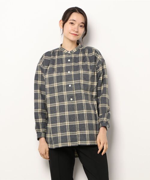 BROOKLYN OVERALL（ブルックリンオーバーオール）の「スタンドカラーギャザーシャツ（シャツ/ブラウス・レディース・ブルー/イエロー・FREE）」の2枚目の写真