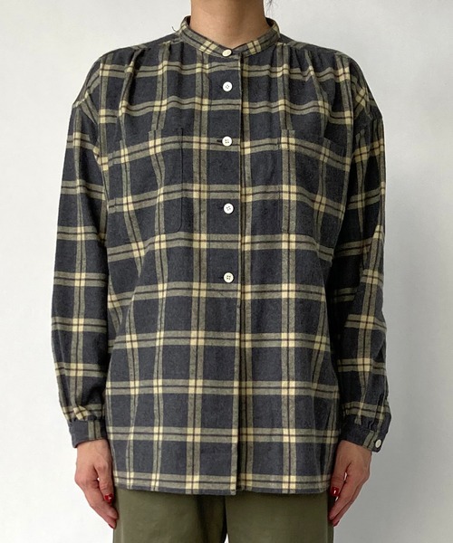 BROOKLYN OVERALL（ブルックリンオーバーオール）の「スタンドカラーギャザーシャツ（シャツ/ブラウス・レディース・ブルー/イエロー・FREE）」の22枚目の写真