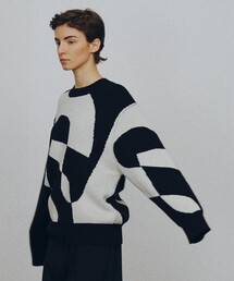 グラフィックニット　CURVED