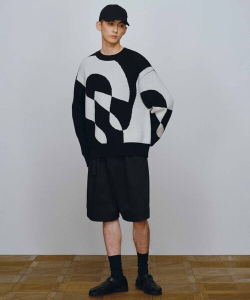 JOSEPH STUDIO（ジョゼフストゥディオ）の「グラフィックニット　CURVED（ニット/セーター・レディース・ブラック系・SMALL/MEDIUM/LARGE）」の5枚目の写真