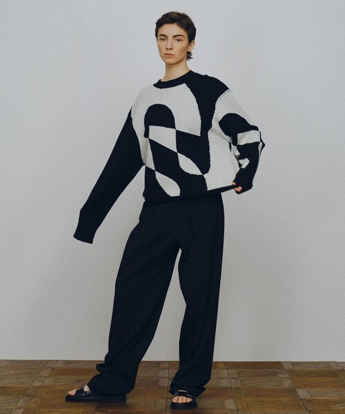 JOSEPH STUDIO（ジョゼフストゥディオ）の「グラフィックニット　CURVED（ニット/セーター・レディース・ブラック系・SMALL/MEDIUM/LARGE）」の10枚目の写真