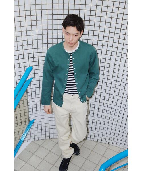 agnes b.（アニエスベー）の「メンズ コットン 細ボーダー 半袖Tシャツ ”Coulos”（Tシャツ/カットソー・メンズ・ブラック×ホワイト・1/2/3/0）」の8枚目の写真