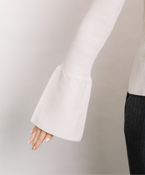 ELVENCE DEUX(エルベンスドゥ)の「ソデフレアリブPO(ニット/セーター・レディース・ブラック/オフホワイト・FREE)」の11枚目の写真