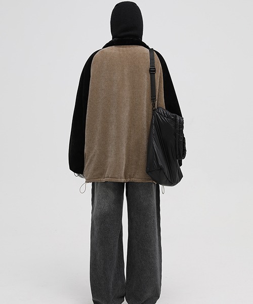 MASONPRINCE（メイソンプリンス）の「オーバサイズリバーシブルフェイクファーブルゾン WT4023【MASONPRINCE】（ブルゾン・メンズ・ベージュ/ブラック・L/S/XL/M）」の6枚目の写真