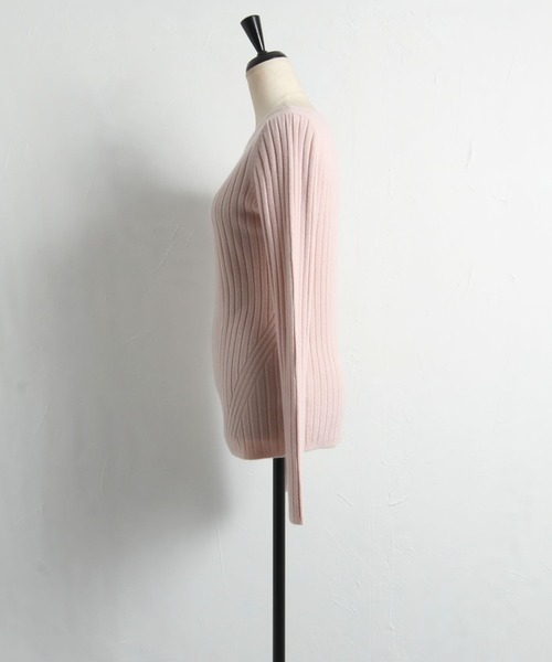 tocco closet(トッコ クローゼット)の「【限定】シンプルワイドリブニットプルオーバー(ニット/セーター・レディース・オフホワイト/サックスブルー/ピンク/ラベンダー・M)」の19枚目の写真