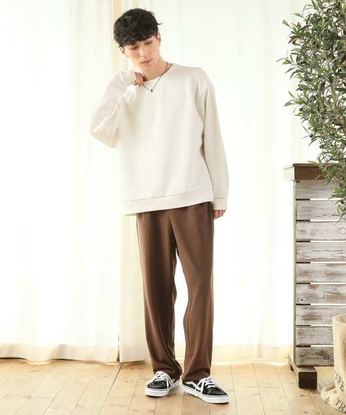 TopIsm（トップイズム）の「【2023】ダンボールニット オーバーサイズ　クルーネック スウェット（スウェット・メンズ・ブラック/グレー/オフホワイト/サックスブルー/グリーン/グレイッシュベージュ・M/L）」の10枚目の写真