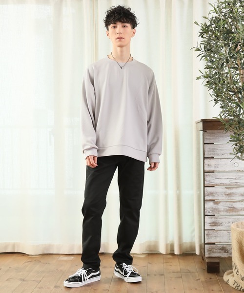 TopIsm（トップイズム）の「【2023】ダンボールニット オーバーサイズ　クルーネック スウェット（スウェット・メンズ・ブラック/グレー/オフホワイト/サックスブルー/グリーン/グレイッシュベージュ・M/L）」の12枚目の写真