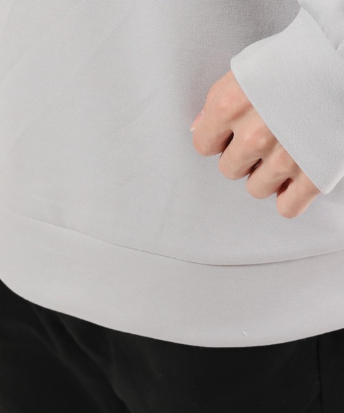 TopIsm（トップイズム）の「【2023】ダンボールニット オーバーサイズ　クルーネック スウェット（スウェット・メンズ・ブラック/グレー/オフホワイト/サックスブルー/グリーン/グレイッシュベージュ・M/L）」の18枚目の写真