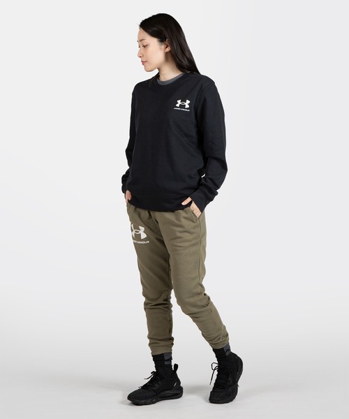 UNDER ARMOUR(アンダーアーマー)の「UAライバルテリー クルー 〈レフトチェスト〉(トレーニング/メンズ)(スウェット・メンズ・ライトグレー/ブラック・XXL/3XL/XL/M/S/L)」の10枚目の写真