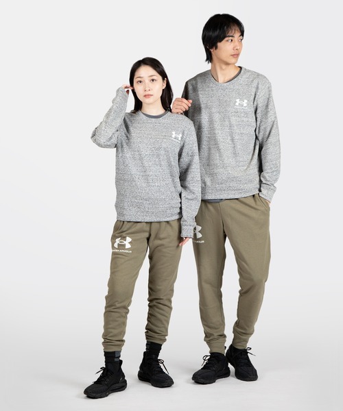 UNDER ARMOUR(アンダーアーマー)の「UAライバルテリー クルー 〈レフトチェスト〉(トレーニング/メンズ)(スウェット・メンズ・ライトグレー/ブラック・XXL/3XL/XL/M/S/L)」の6枚目の写真