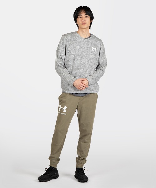 UNDER ARMOUR(アンダーアーマー)の「UAライバルテリー クルー 〈レフトチェスト〉(トレーニング/メンズ)(スウェット・メンズ・ライトグレー/ブラック・XXL/3XL/XL/M/S/L)」の8枚目の写真