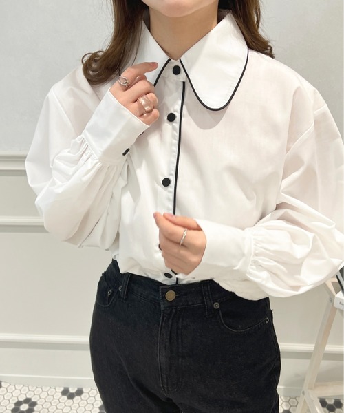 apres jour（アプレジュール）の「パイピングブラウス【ZOZOTOWN限定アイテム】（シャツ/ブラウス・レディース・オフホワイト・フリー/X-LARGE）」の6枚目の写真