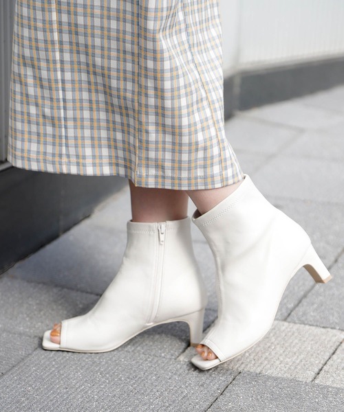 mysty woman（ミスティウーマン）の「オプントゥブーツ 268247（ブーツ・レディース・ブラック/アイボリー・MEDIUM/LARGE）」の18枚目の写真