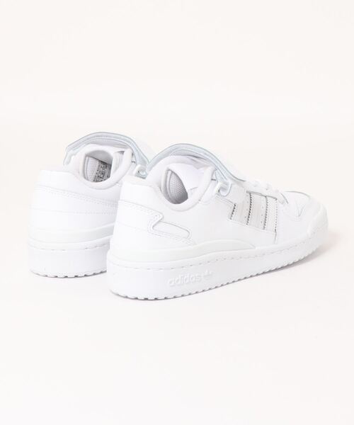 adidas(アディダス)の「FORUM LOW(スニーカー・レディース・ホワイト・24.5/22.5/23.5)」の2枚目の写真
