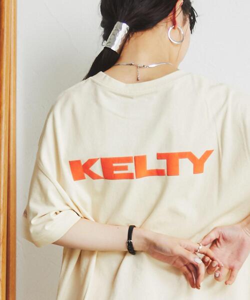 KELTY（ケルティ）の「KELTY（ケルティ）別注ロゴTシャツ#（WEB限定カラー）（Tシャツ/カットソー・レディース・レッド/ブラック/ベージュ/ホワイト/ダークグレー/ネイビー/ケリー/ナチュラル・M/L）」の6枚目の写真