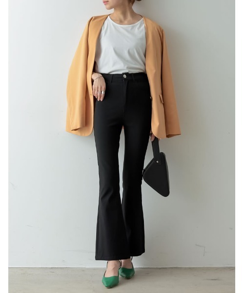 Re:EDIT（リエディ）の「[神山まりあさん着用][2023S/S COLLECTION]ラク伸びストレッチハイウエストセミフレアパンツ（その他パンツ・レディース・ブラック・LARGE/SMALL/AM/AS/MEDIUM/TALL）」の7枚目の写真