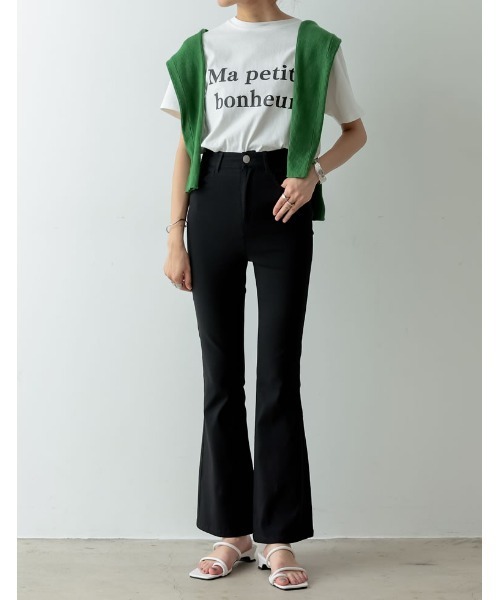 Re:EDIT（リエディ）の「[神山まりあさん着用][2023S/S COLLECTION]ラク伸びストレッチハイウエストセミフレアパンツ（その他パンツ・レディース・ブラック・LARGE/SMALL/AM/AS/MEDIUM/TALL）」の5枚目の写真