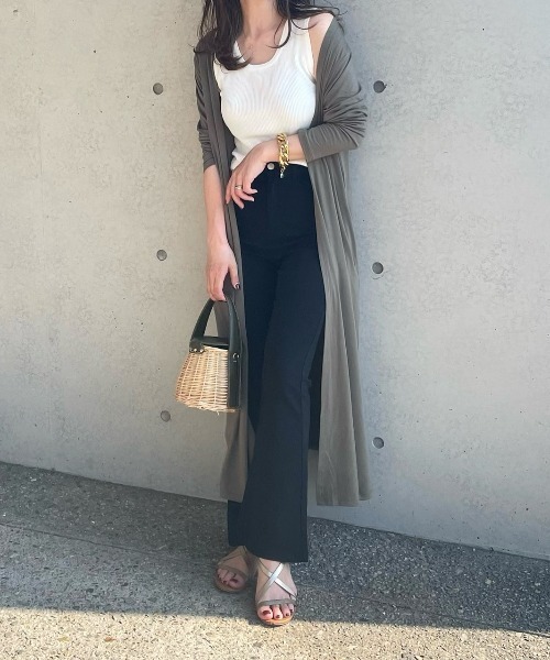 Re:EDIT（リエディ）の「[神山まりあさん着用][2023S/S COLLECTION]ラク伸びストレッチハイウエストセミフレアパンツ（その他パンツ・レディース・ブラック・LARGE/SMALL/AM/AS/MEDIUM/TALL）」の21枚目の写真