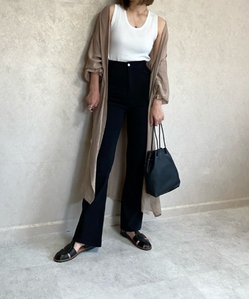 Re:EDIT（リエディ）の「[神山まりあさん着用][2023S/S COLLECTION]ラク伸びストレッチハイウエストセミフレアパンツ（その他パンツ・レディース・ブラック・LARGE/SMALL/AM/AS/MEDIUM/TALL）」の18枚目の写真