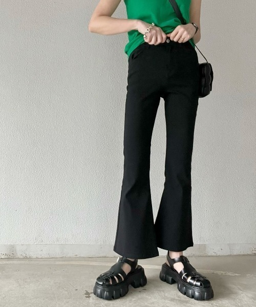 Re:EDIT（リエディ）の「[神山まりあさん着用][2023S/S COLLECTION]ラク伸びストレッチハイウエストセミフレアパンツ（その他パンツ・レディース・ブラック・LARGE/SMALL/AM/AS/MEDIUM/TALL）」の16枚目の写真