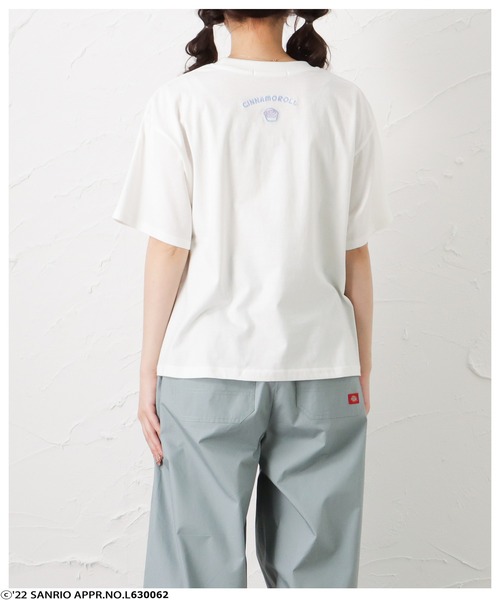 Mac-House(マックハウス)の「サンリオ左胸ワンポイント刺繍Tシャツ(Tシャツ/カットソー・レディース・ホワイト/サックスブルー/ピンク/イエロー/グリーン/オートミール・フリー)」の14枚目の写真