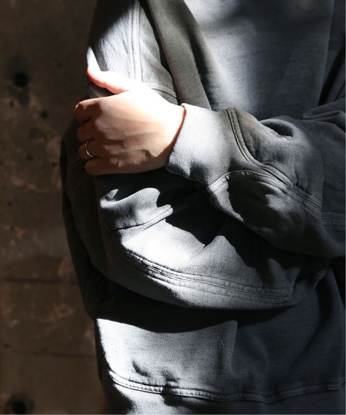 R.M GANG(アールエムギャングレベルモダニストギャング)の「【R.M GANG / アールエムギャング】RMG21AW-001(Tシャツ/カットソー・メンズ・チャコールグレー・LARGE/MEDIUM)」の2枚目の写真