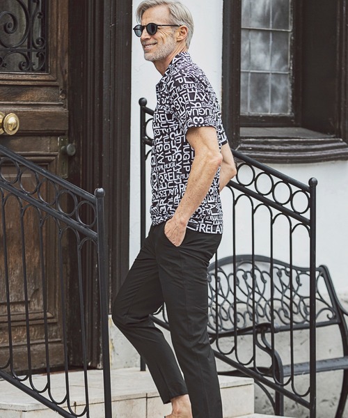 1PIU1UGUALE3 RELAX (ウノピゥウノウグァーレトレ リラックス)の「1PIU1UGUALE3 RELAX(ウノピゥウノウグァーレトレ)スーパーストレッチランダムロゴ半袖ポロシャツ(ポロシャツ・メンズ・ホワイト/ブラック・XL/M/L/S/XXL)」の14枚目の写真