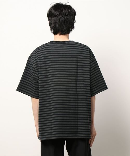 FIRST DOWN(ファーストダウン)の「WEB限定/ヘビーウェイトボーダーT(Tシャツ/カットソー・メンズ・ホワイト/チャコールグレー/ネイビー/ホワイト系その他・MEDIUM/LARGE/X-LARGE)」の6枚目の写真