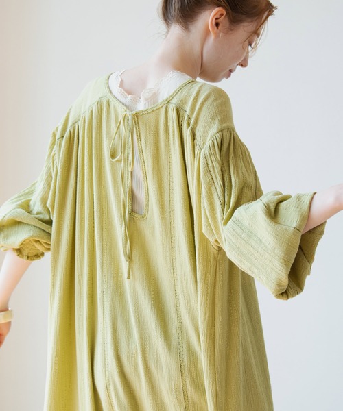 Crisp(クリスプ)の「スモックレースワンピース(ワンピース・レディース・グレー/ピンク/グリーン・FREE)」の9枚目の写真