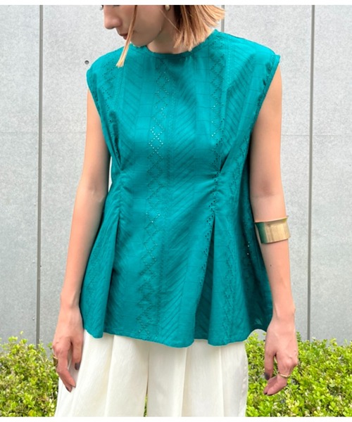 Settimissimo(セッティミッシモ)の「総刺繍ウエストタックAラインブラウス【セットアップ着用可】(シャツ/ブラウス・レディース・オレンジ/グリーン/スミクロ・FREE)」の3枚目の写真