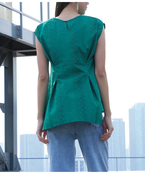 Settimissimo(セッティミッシモ)の「総刺繍ウエストタックAラインブラウス【セットアップ着用可】(シャツ/ブラウス・レディース・オレンジ/グリーン/スミクロ・FREE)」の9枚目の写真