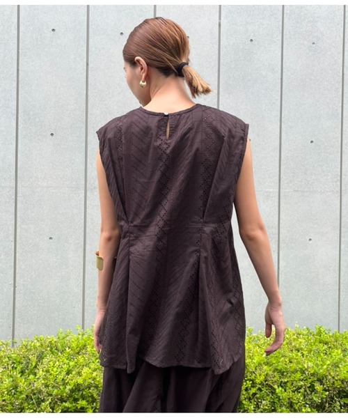 Settimissimo(セッティミッシモ)の「総刺繍ウエストタックAラインブラウス【セットアップ着用可】(シャツ/ブラウス・レディース・オレンジ/グリーン/スミクロ・FREE)」の15枚目の写真