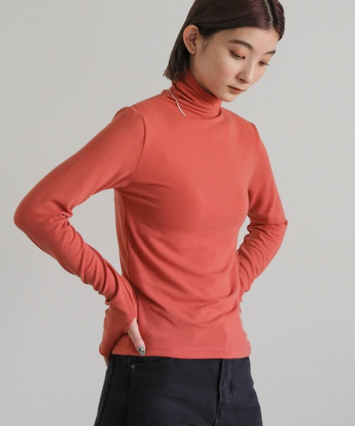 select MOCA(セレクトモカ)の「ゆるハイネックプルオーバー(Tシャツ/カットソー・レディース・ブラック/オフホワイト/カーキ/レンガ・FREE)」の9枚目の写真