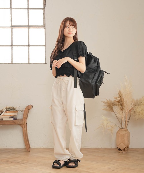 Cham.（チャム）の「フリルギャザーブラウス（シャツ/ブラウス・レディース・ブラック/オフホワイト・F）」の9枚目の写真