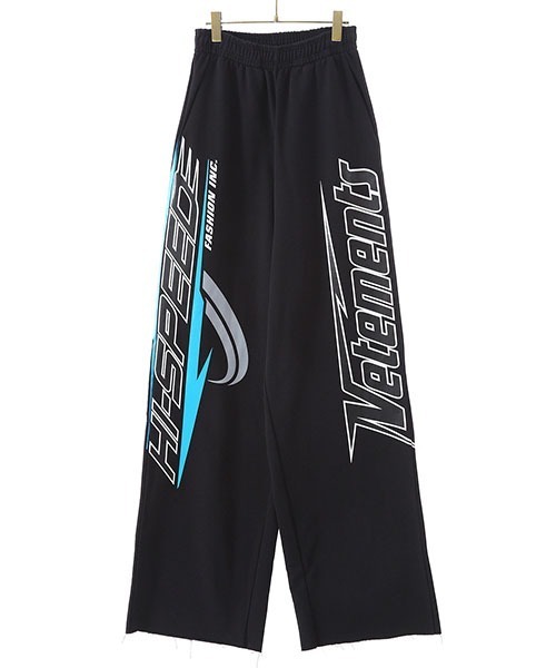VETEMENTS（ヴェトモン）の「VETEMENTS / ヴェトモン：HI-SPEED WIDE SWEATPANTS：UA53SP200B[RIP]（スウェットパンツ・メンズ・ブラック・XS）」の3枚目の写真