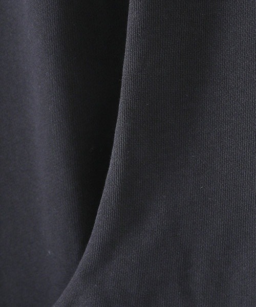 VETEMENTS（ヴェトモン）の「VETEMENTS / ヴェトモン：HI-SPEED WIDE SWEATPANTS：UA53SP200B[RIP]（スウェットパンツ・メンズ・ブラック・XS）」の8枚目の写真