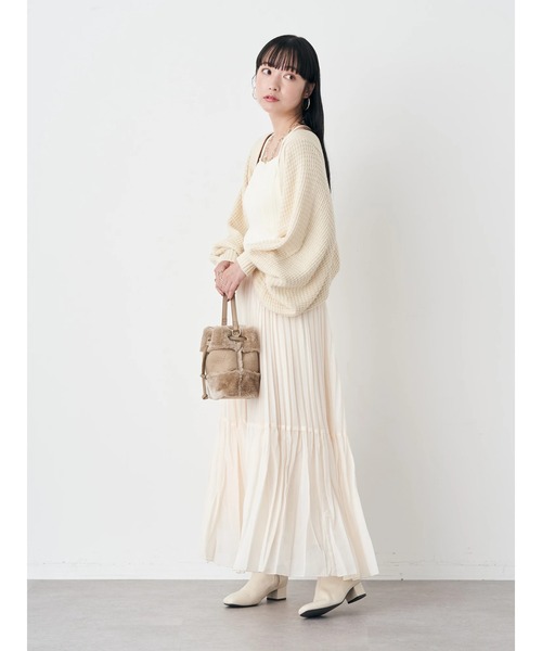 earth music&ecology（アースミュージックアンドエコロジー）の「ボリュームスリーブボレロカーディガン（カーディガン/ボレロ・レディース・ブラック/ベージュ/アイボリー・FREE）」の17枚目の写真